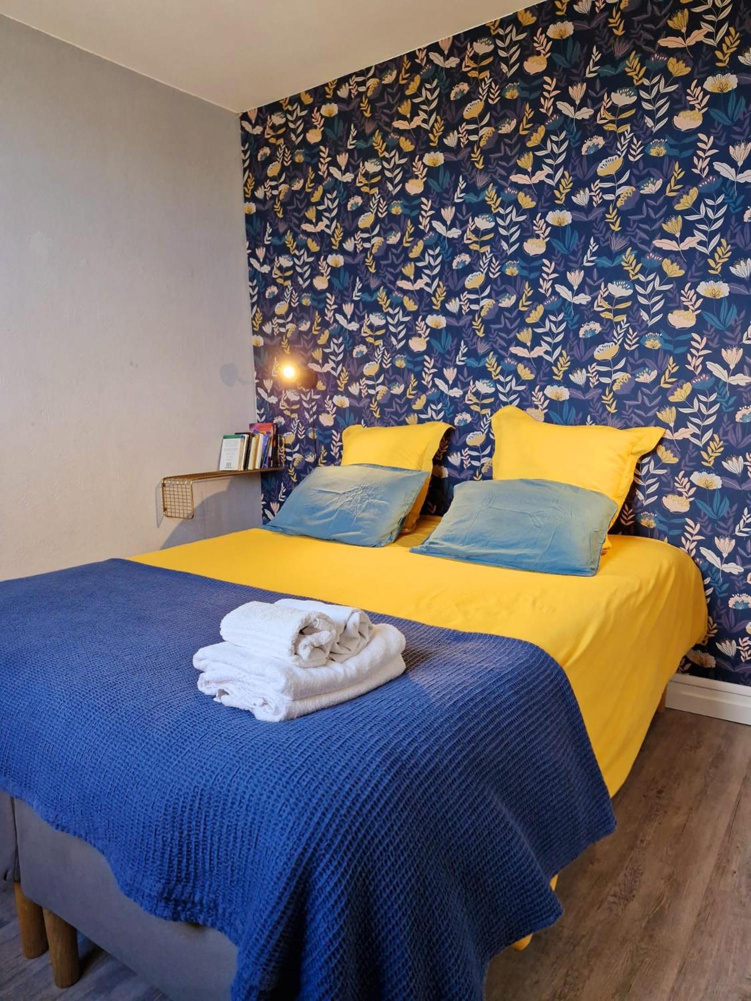 Apartment Loire Et Chateau, Hyper Centre, Vue Loire, Linge Inclus, 3eme Etage *