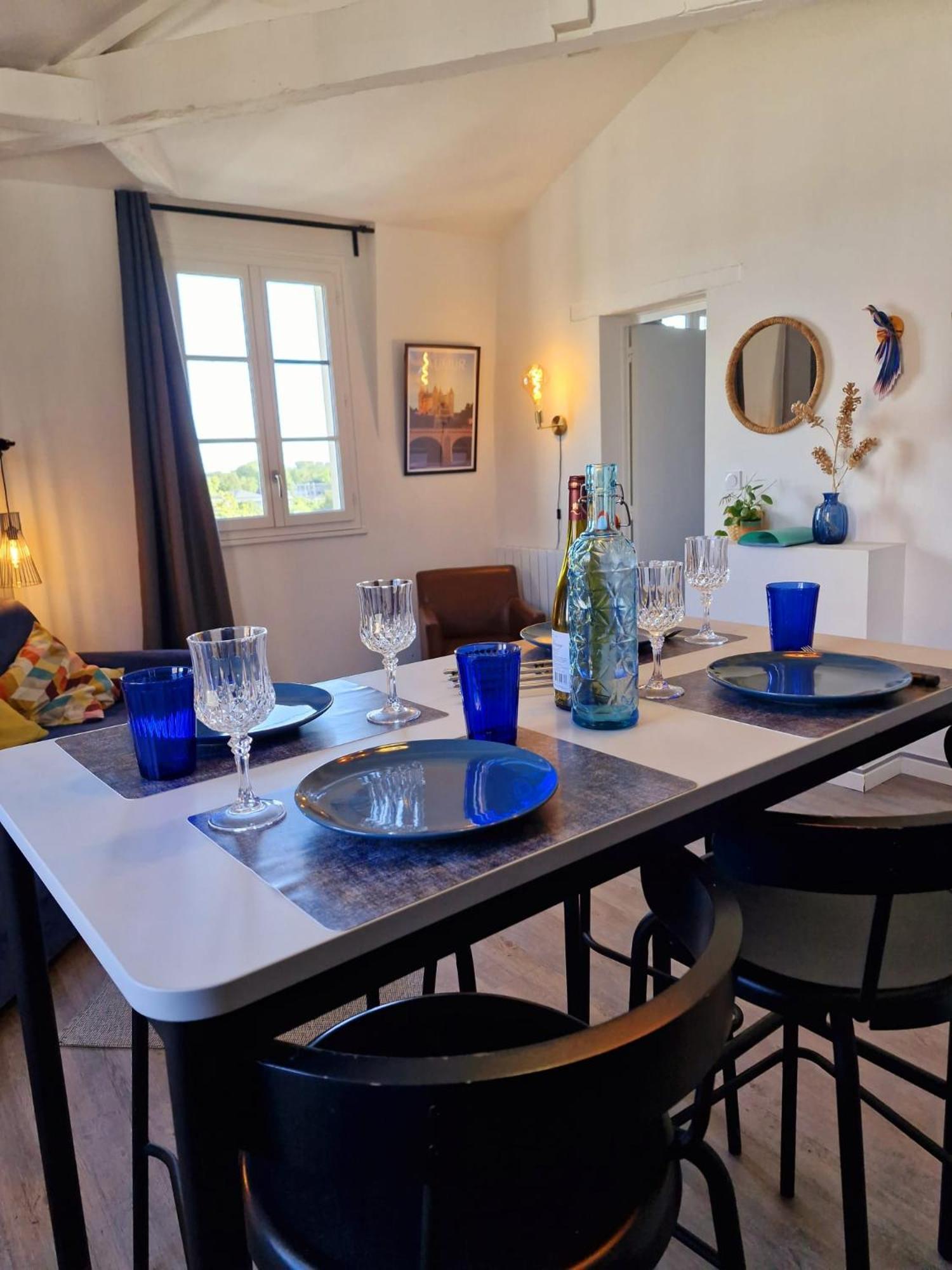 Loire Et Chateau, Hyper Centre, Vue Loire, Linge Inclus, 3eme Etage *